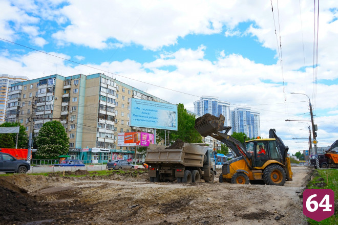 В Энгельсе проблему пробок решают с помощью регулировки светофоров