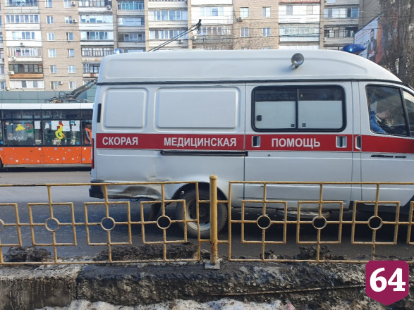 В массовой аварии с троллейбусом пострадала автоледи