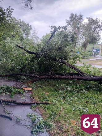 Саратовцы перед ураганом увидели в небе девятый вал