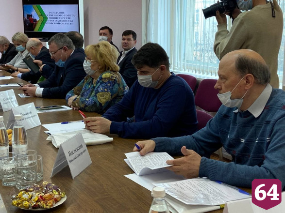 Весенне-полевые работы обойдутся саратовским аграриям в 13 млрд рублей