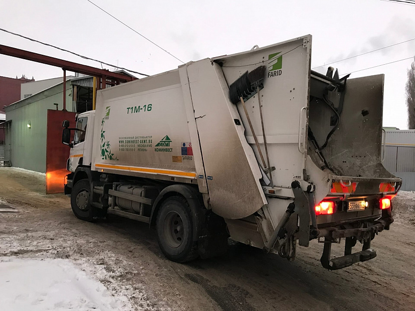 Аномальные морозы не нарушили график вывоза мусора в Саратовской области