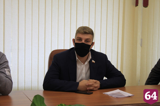 Коммунист испугался лишиться заработка в социальных сетях