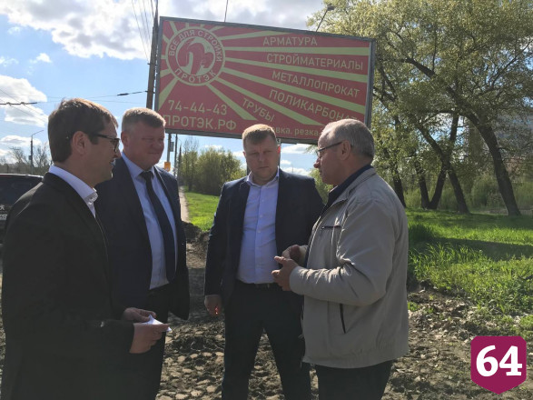 Глава Саратова обязал принимать тротуары через независимых экспертов