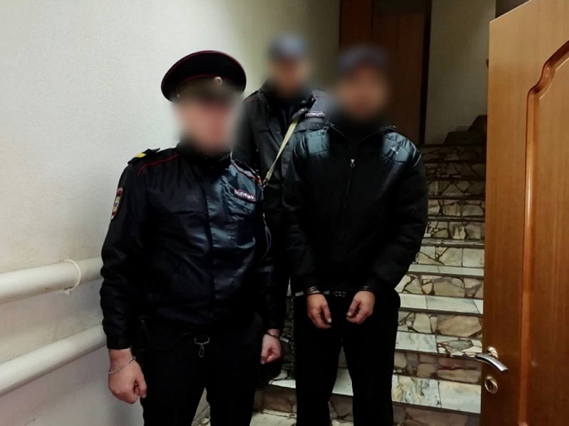 Житель Саратова насмерть забил подругу в ссоре из-за полки