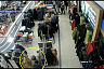 Москвичка украла вещи в спортивном магазине и попала на камеры
