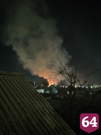 Дом в Комсомольском тушили 22 пожарных