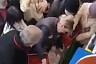 Саратовцы обсуждают видео потасовки в магазине из-за сахара