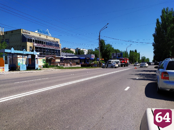 В ДТП на проспекте Героев разбилась пассажирка такси