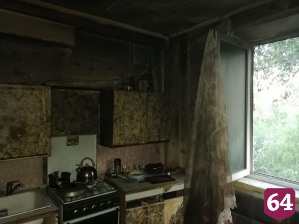 Житель Саратова погиб при возгорании кухни