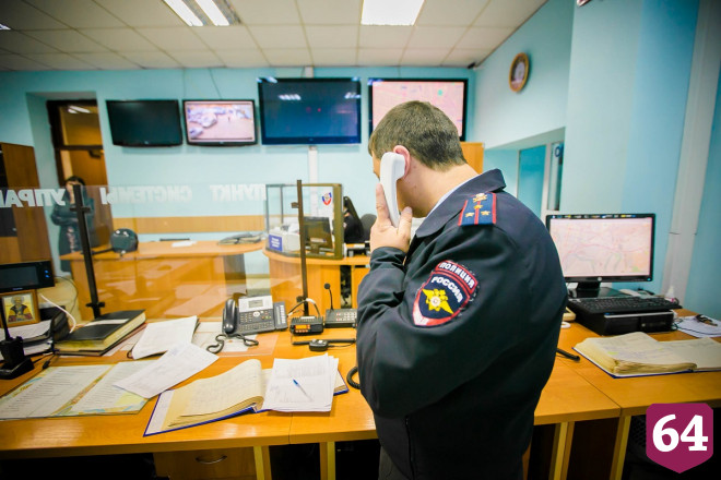Налетчик с газовым баллончиком отнял у саратовца рюкзак с деньгами