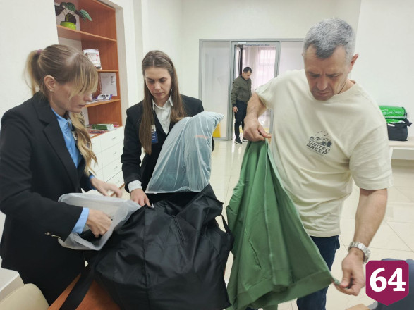 В Саратове ветераны СВО получили комплекты адаптивной одежды