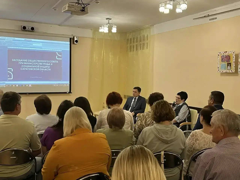 В Саратове 94 семьи воспользовались услугами социальных нянь