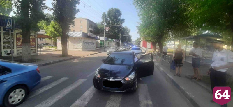 В Саратове автоледи на иномарке сбила старушку