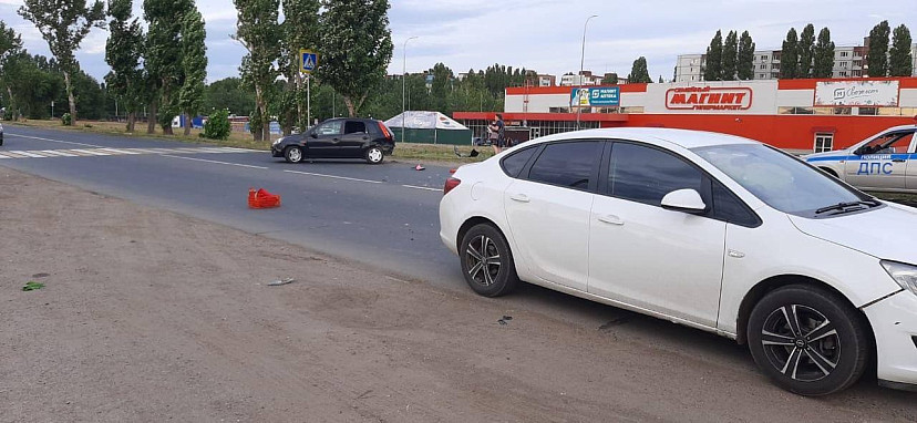В столкновении иномарок под Саратовом покалечились две девочки