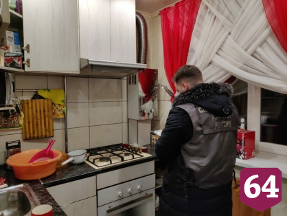 В Саратове 7-летний мальчик с отцом отравились угарным газом