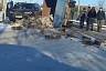 Под Саратовом грузовик засыпал «БМВ» бетонными блоками