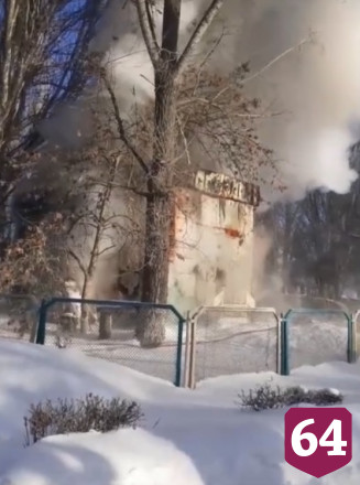 В городском парке сгорела подсобка с вещами рабочих