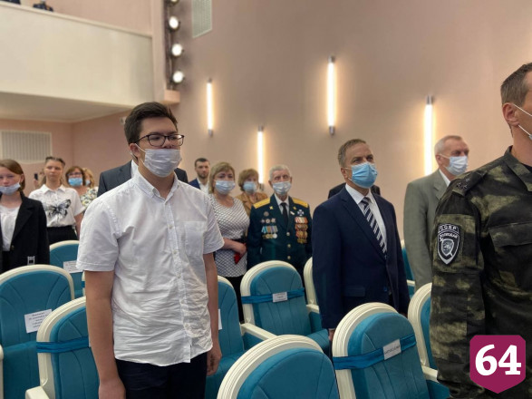 Губернатор на празднике в честь Дня России цитировал Гоголя 