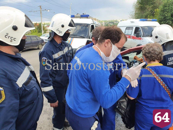 В Саратове у кафе «Феро» произошло смертельное ДТП