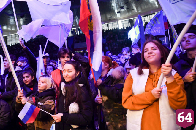 На митинг в честь Крымской весны пришли 6 тысяч саратовцев 