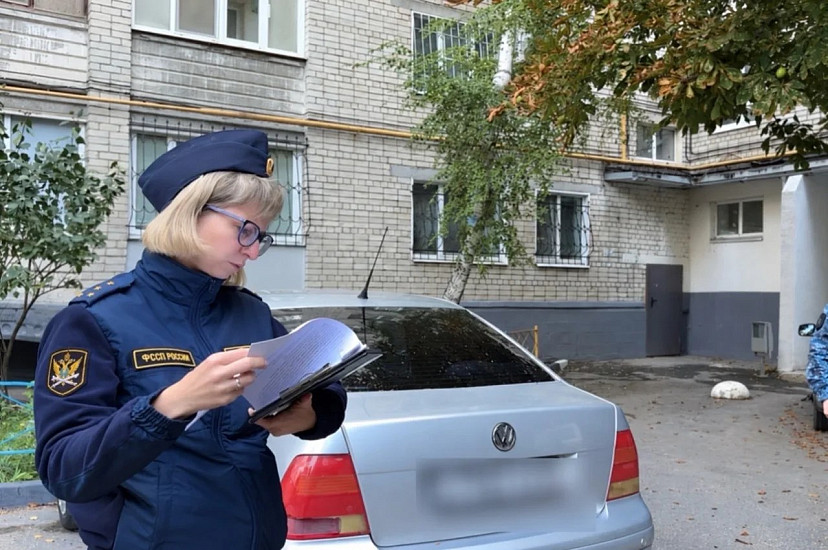 Саратовской фирме пришлось возместить ущерб за уничтоженную иномарку