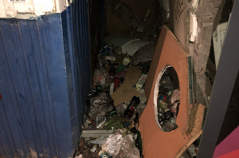 В центре Саратова снесут ставший туалетом дом