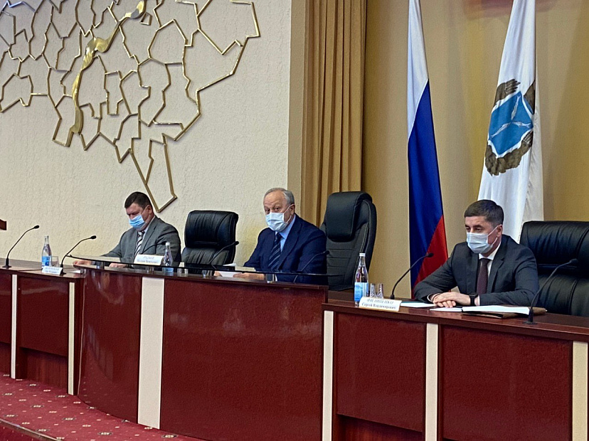 Губернатор раскритиковал районных чиновников за бездействие после урагана