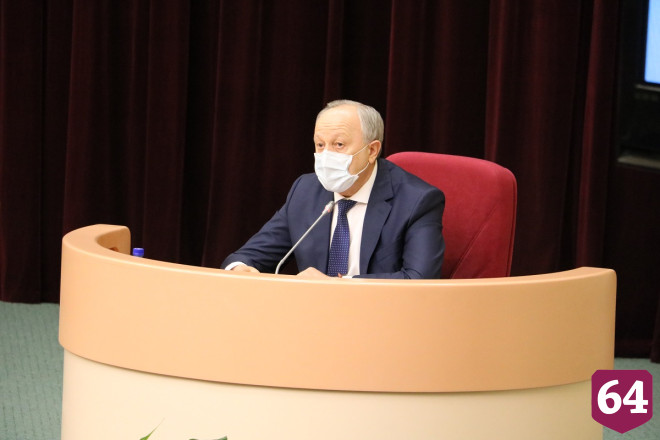 Радаев пригласил депутатов на стройплощадку инфекционного центра