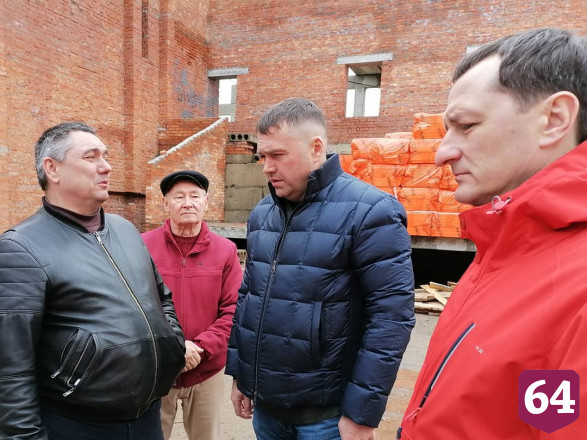 После визита зампреда на стройплощадке цирка увеличат количество рабочих
