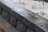 Саратовцы после ливня засняли мощный «водопад» на набережной