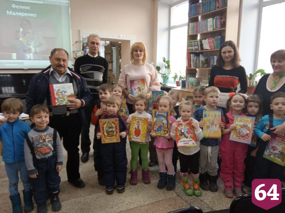 В Саратове пройдут чтения памяти умершего от коронавируса писателя 
