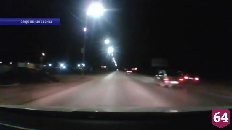 Под Саратовом пьяный водитель застрял в поле во время погони