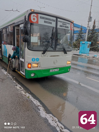 Саратовцы пожаловались на хамство и агрессивную езду водителя автобуса