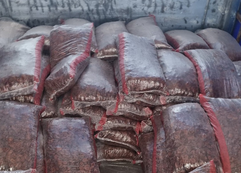 В Саратовскую область из Казахстана не попали 22 тонны изюма и сухой дыни