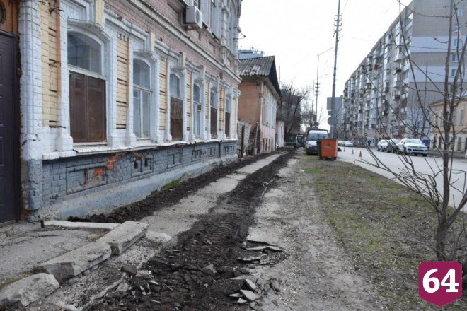 В Саратове начался масштабный ремонт тротуаров 
