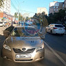 В Саратове водитель «Тойоты» сбил девушку с подростком