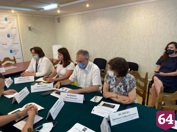 В Саратове оппозицию призвали действовать в правовом поле