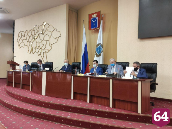Губернатор попросил дольщиков поверить саратовским чиновникам  