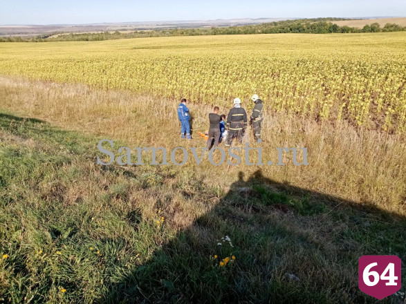 Под Саратовом водитель уходил от ДТП и разбился в кювете