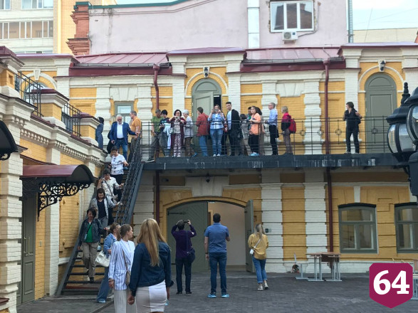 В усадьбе Александровского провели экскурсию и концерт в Ночь музеев