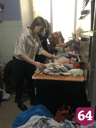 В Саратове волонтеры принимают ненужные вещи