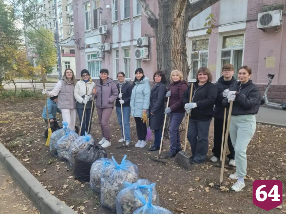 В Саратове на субботник вышли около 50 тысяч жителей