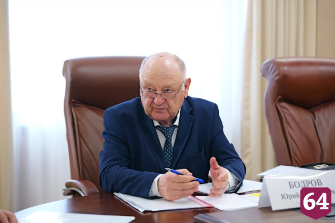 На улицах поселка отремонтируют аварийные участки дорог 