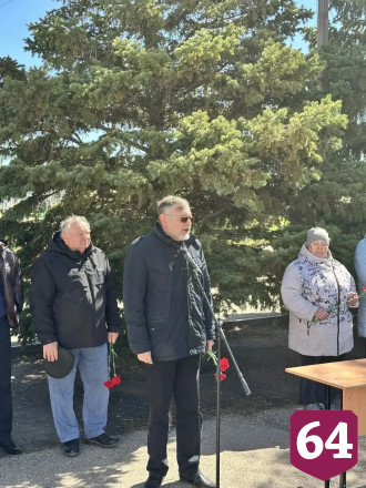 В школе Саратовской области увековечили имя бойца СВО 