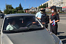 Дорожные полицейские напомнили саратовцам о государственном празднике 