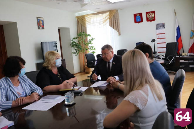 В Саратовской области проверят оснащение медучреждений 