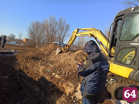 Погибший в котловане под Саратовом рабочий разбил голову