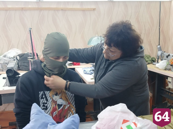 В лицее под Саратовом поставили на поток производство изделий для бойцов СВО