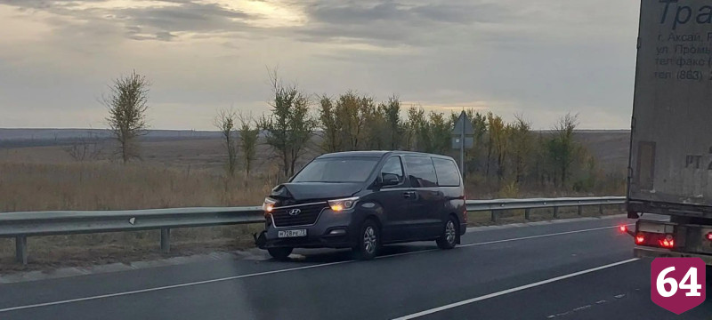 Массовая авария затруднила движение на саратовской трассе
