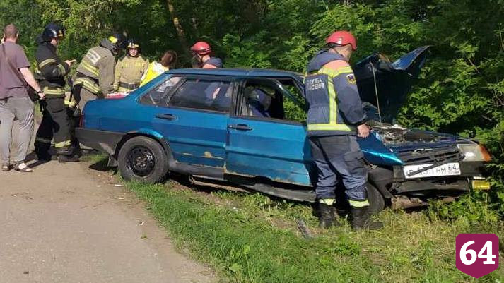 Две женщины покалечились в ДТП на окраине Саратова